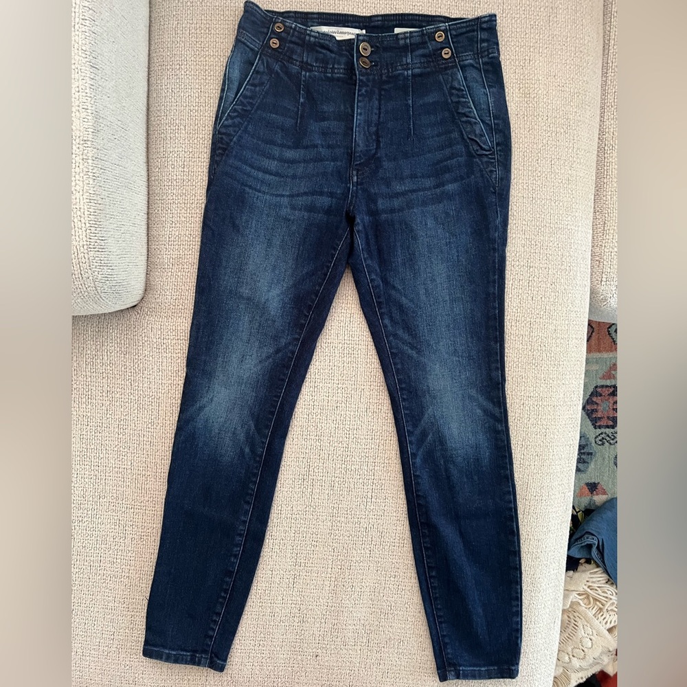 Anthropologie Pilcro High Rise Skinny jeans, size 28. Excellent condition.